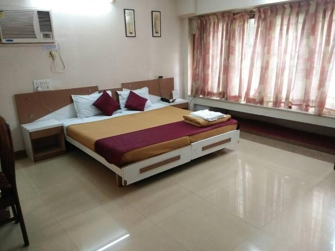 Livewel Serviced Apartments Mumbai Exterior foto